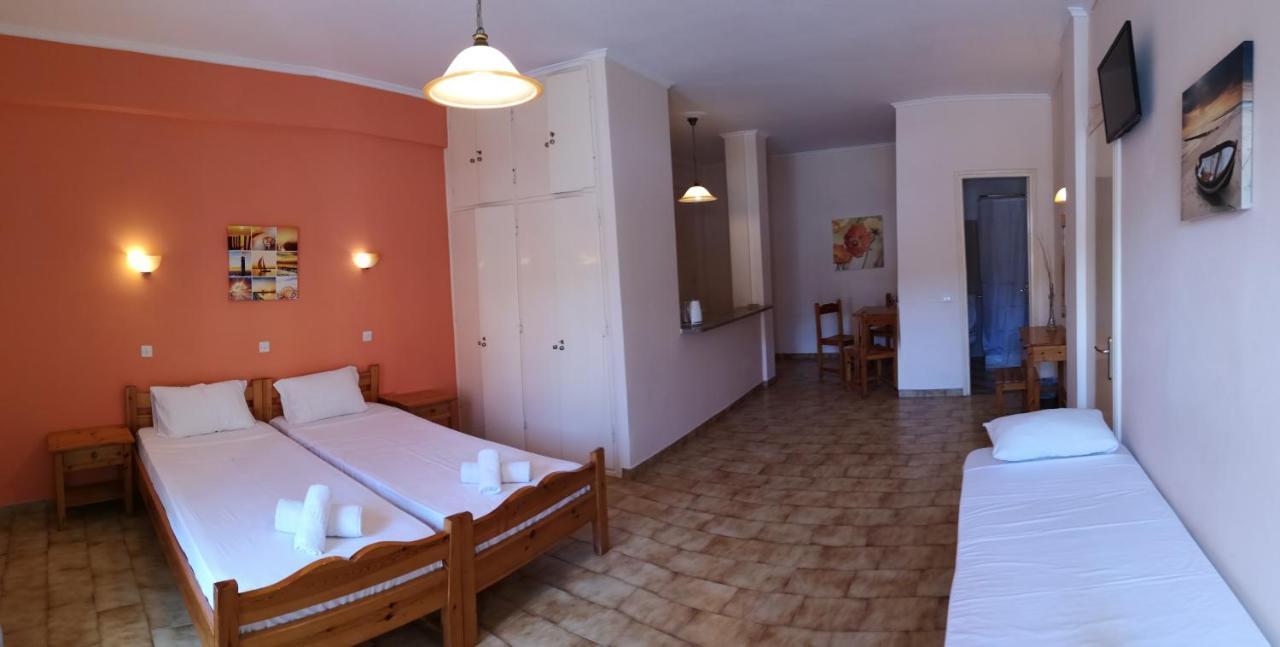 بينيتسيس Elli Marina Studios And Apartments المظهر الخارجي الصورة