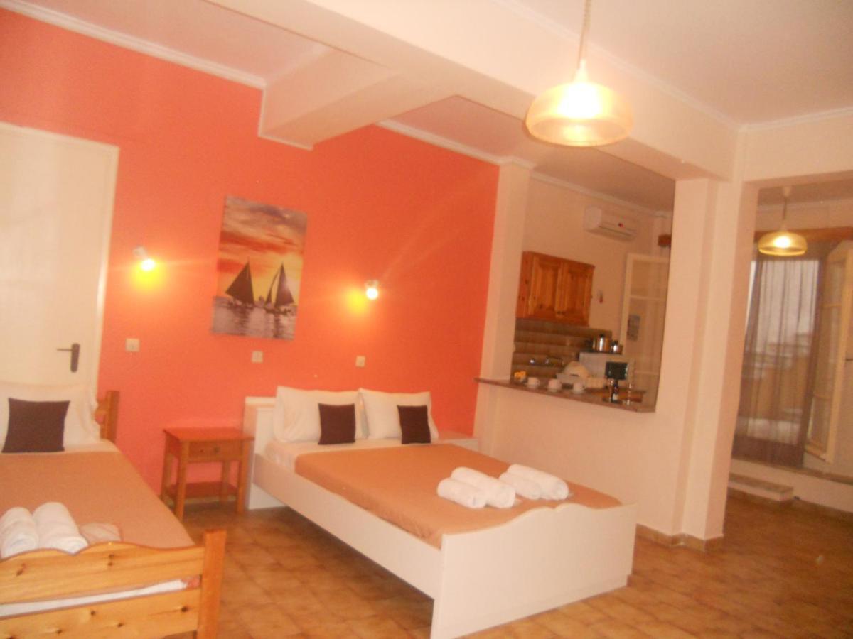 بينيتسيس Elli Marina Studios And Apartments المظهر الخارجي الصورة