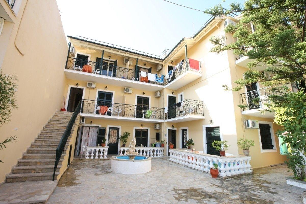 بينيتسيس Elli Marina Studios And Apartments المظهر الخارجي الصورة