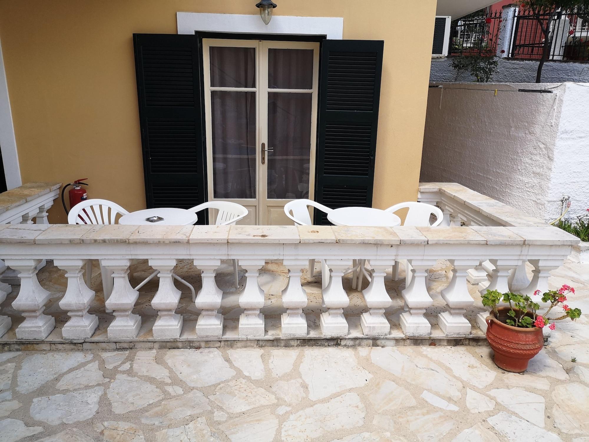 بينيتسيس Elli Marina Studios And Apartments المظهر الخارجي الصورة