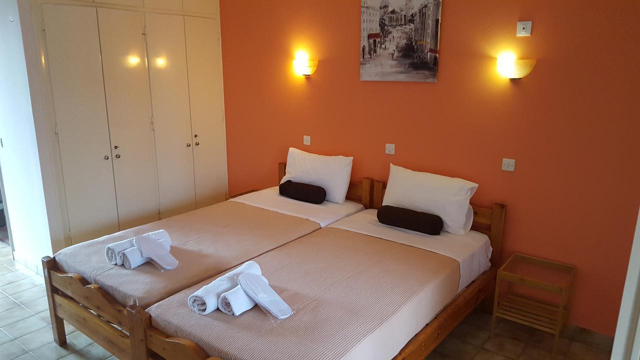بينيتسيس Elli Marina Studios And Apartments المظهر الخارجي الصورة